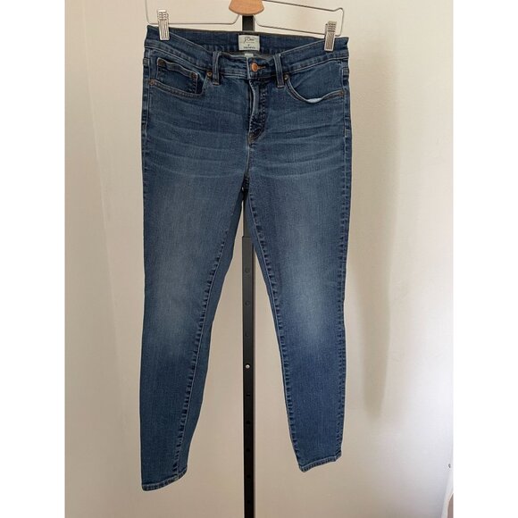 J. Crew Denim - EUC J. Crew 8" Toothpick Jeans Size 29 Mid-Rise Blue Denim Womens